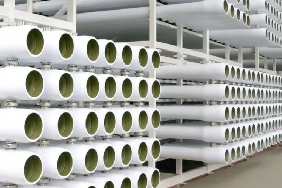 Vỏ Màng RO 8040: Giải Pháp Hiệu Quả Cho Nước Sạch Tại Nhà 1 phan phoi vo mang